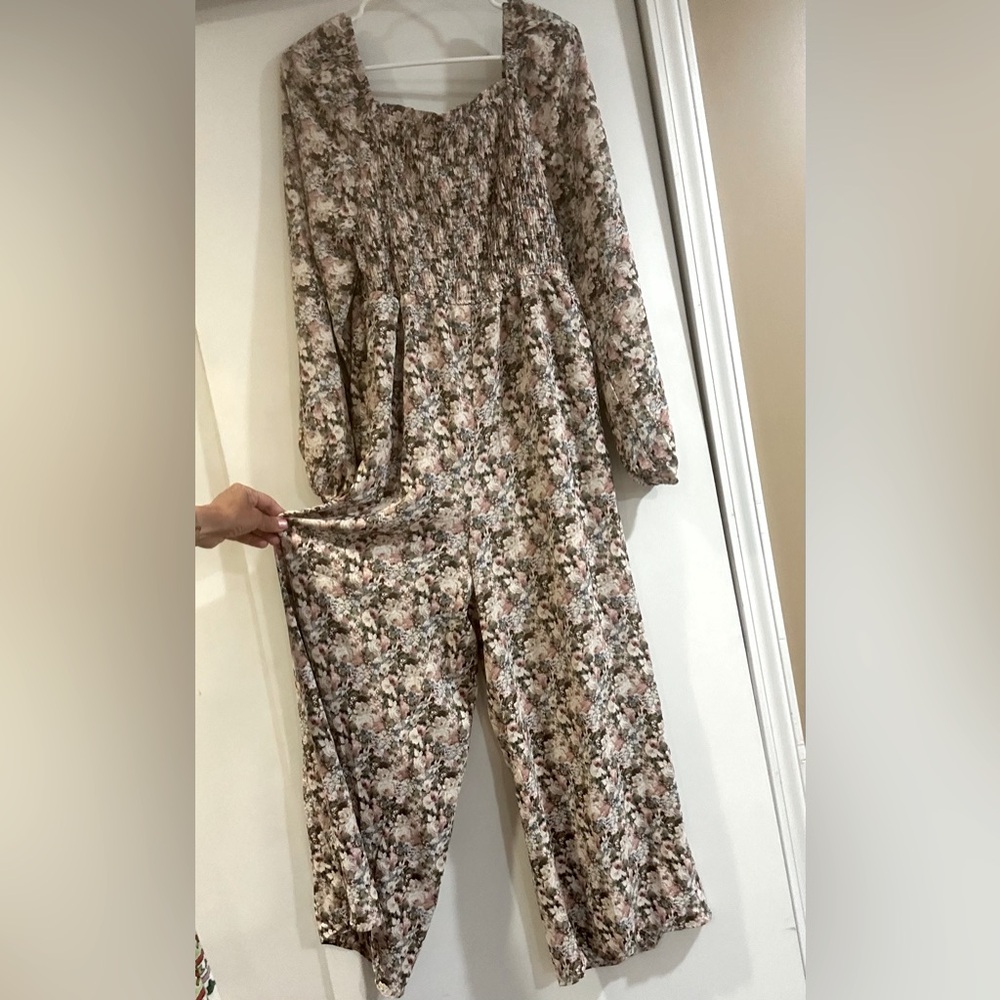 Cute light multi floral jumpsuit